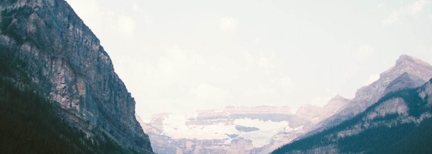 daniel-roe-lpjb_UMOyx8-unsplash